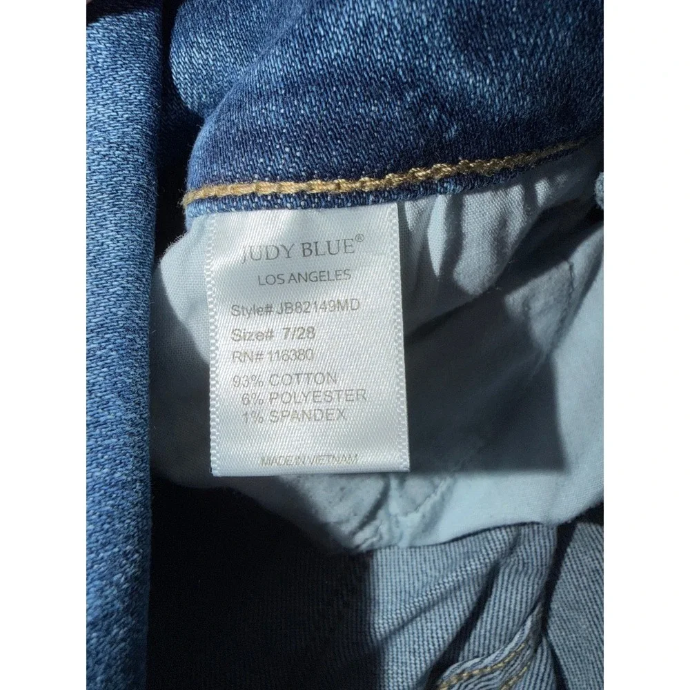 Judy Blue Relaxed Fit‎ Distressed High Rise Jeans Medium Wash 7/28 J2